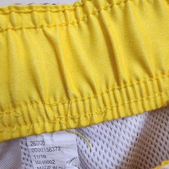 Black Matter yellow with cat print swim trunks shorts men's size medium - Picture 8 of 8